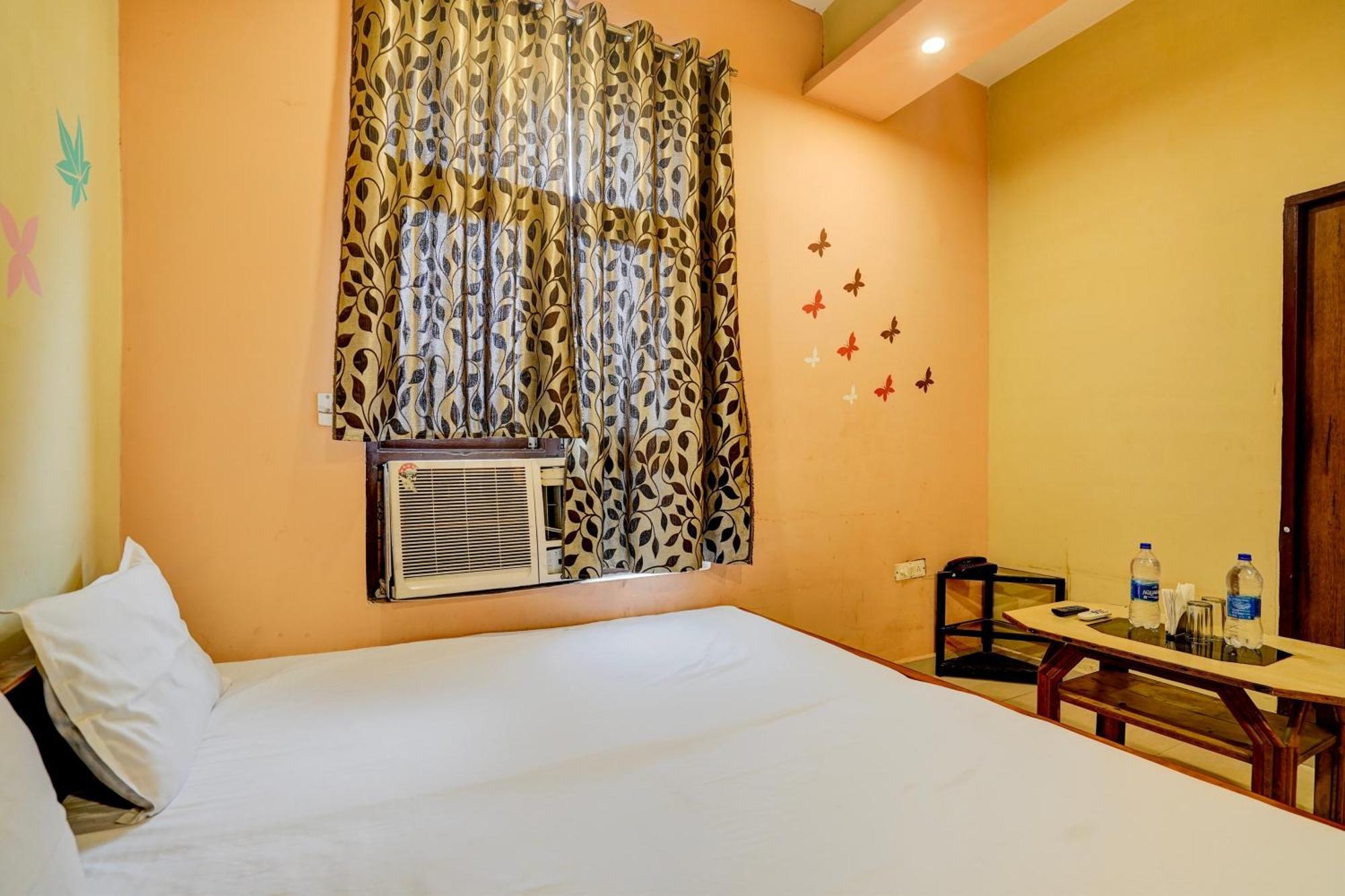 Hotel O Shyam Utsav Mirzāpur Buitenkant foto